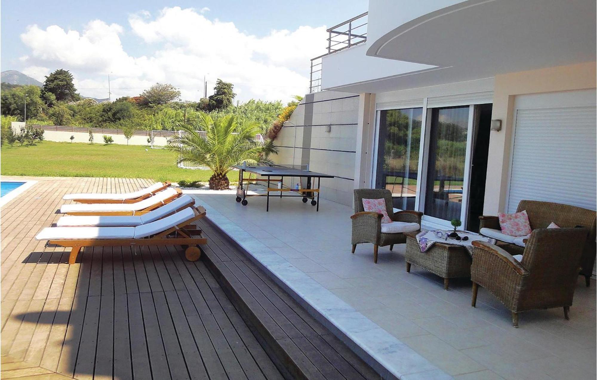 Lovely Home In Preveza With Outdoor Swimming Pool Kanali  Exterior foto
